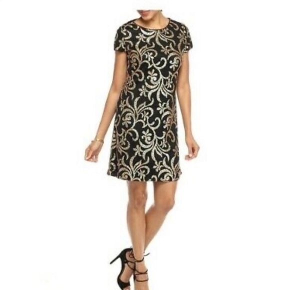 Jessica Simpson Black and Gold Sequin
Shift Dress size 4 - Picture 14 of 15